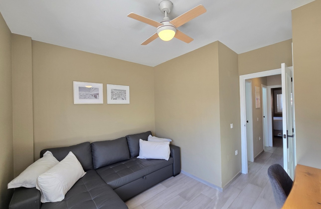 Reventa - Apartment / Flat * - Orihuela Costa * - Los Altos *