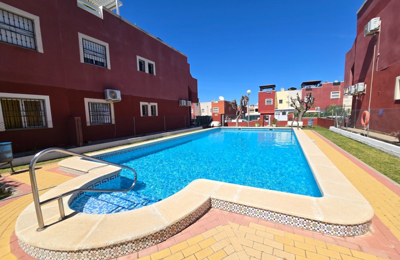 Reventa - Apartment / Flat * - Orihuela Costa * - Los Altos *