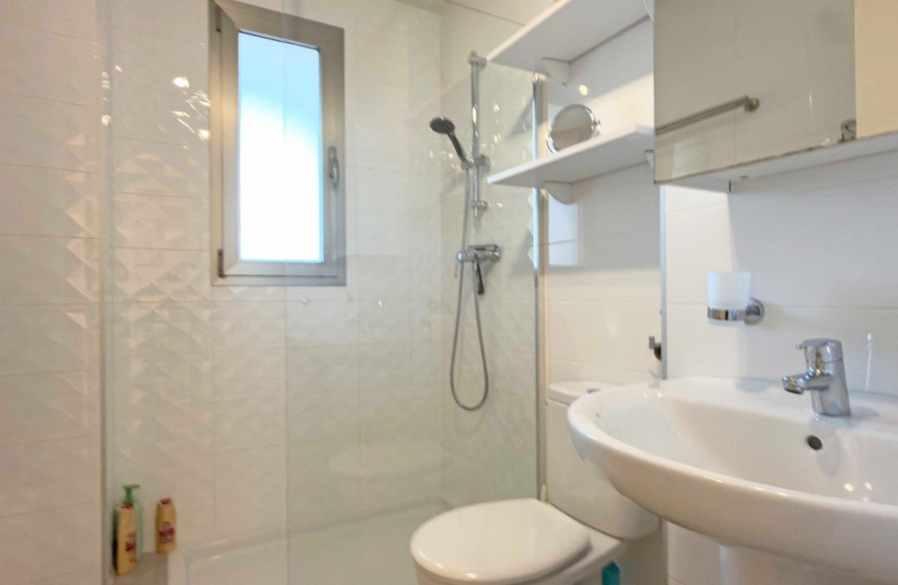 Resale - Apartment - Orihuela Costa - Los Dolses