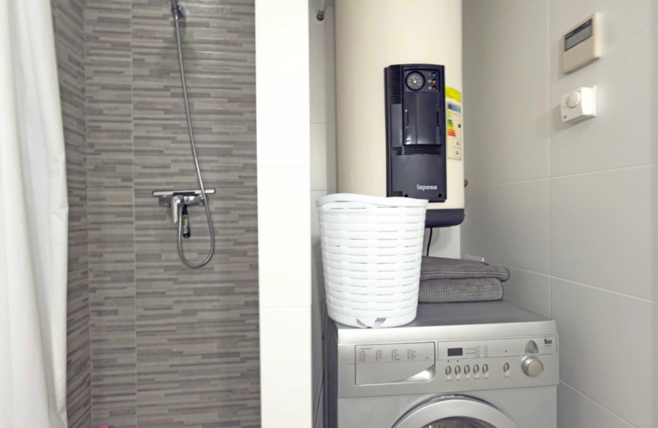 Resale - Apartment - Orihuela Costa - Los Dolses