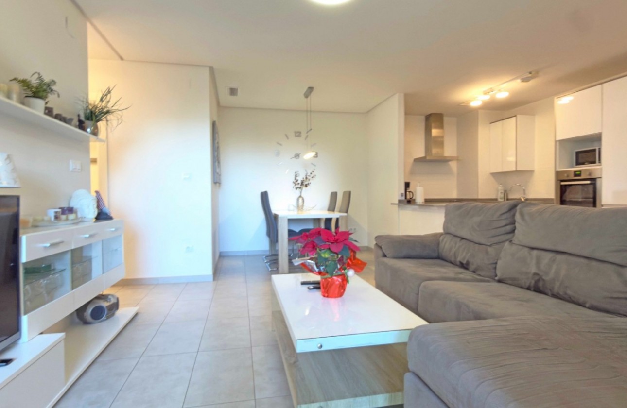 Resale - Apartment - Orihuela Costa - Los Dolses
