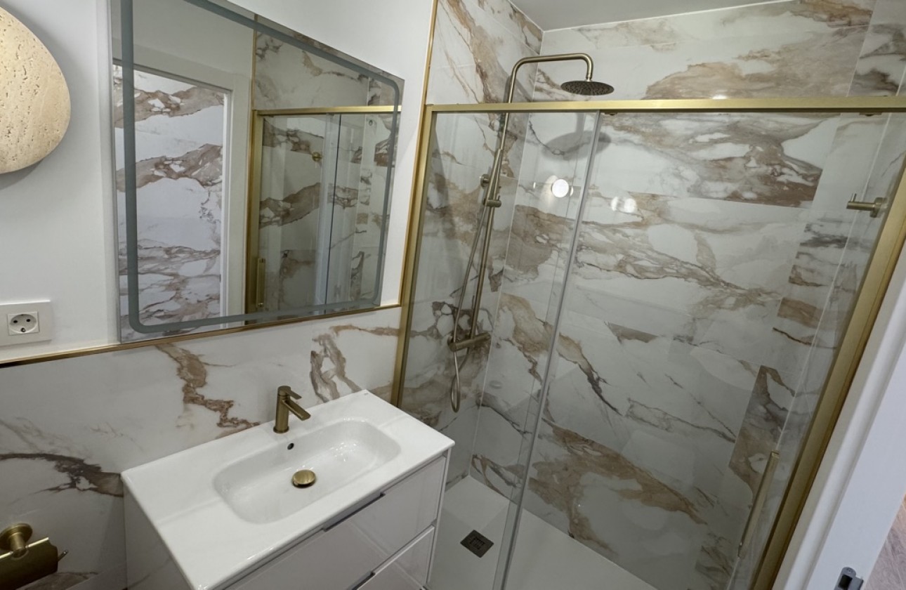Reventa - Apartamento - Punta Prima