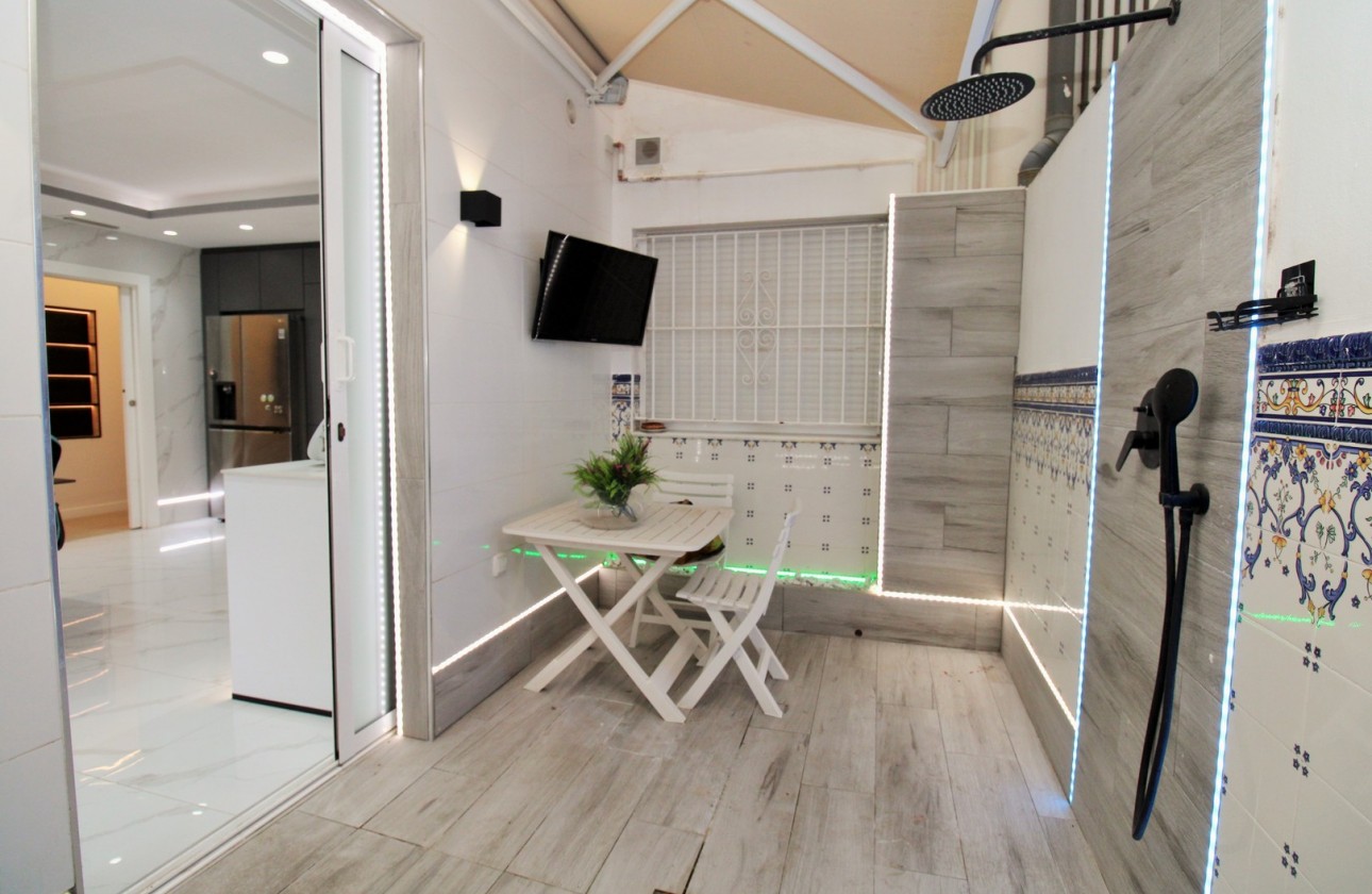Resale - Apartment - Torrevieja