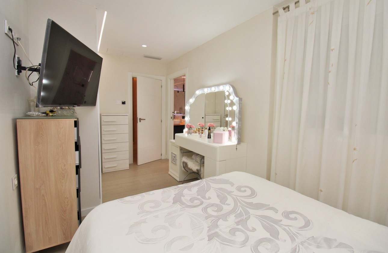Resale - Apartment - Torrevieja