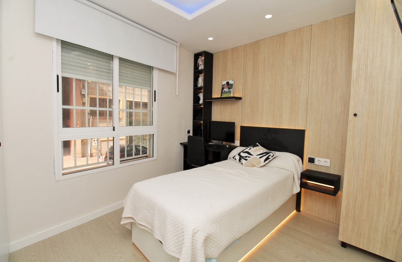 Resale - Apartment - Torrevieja