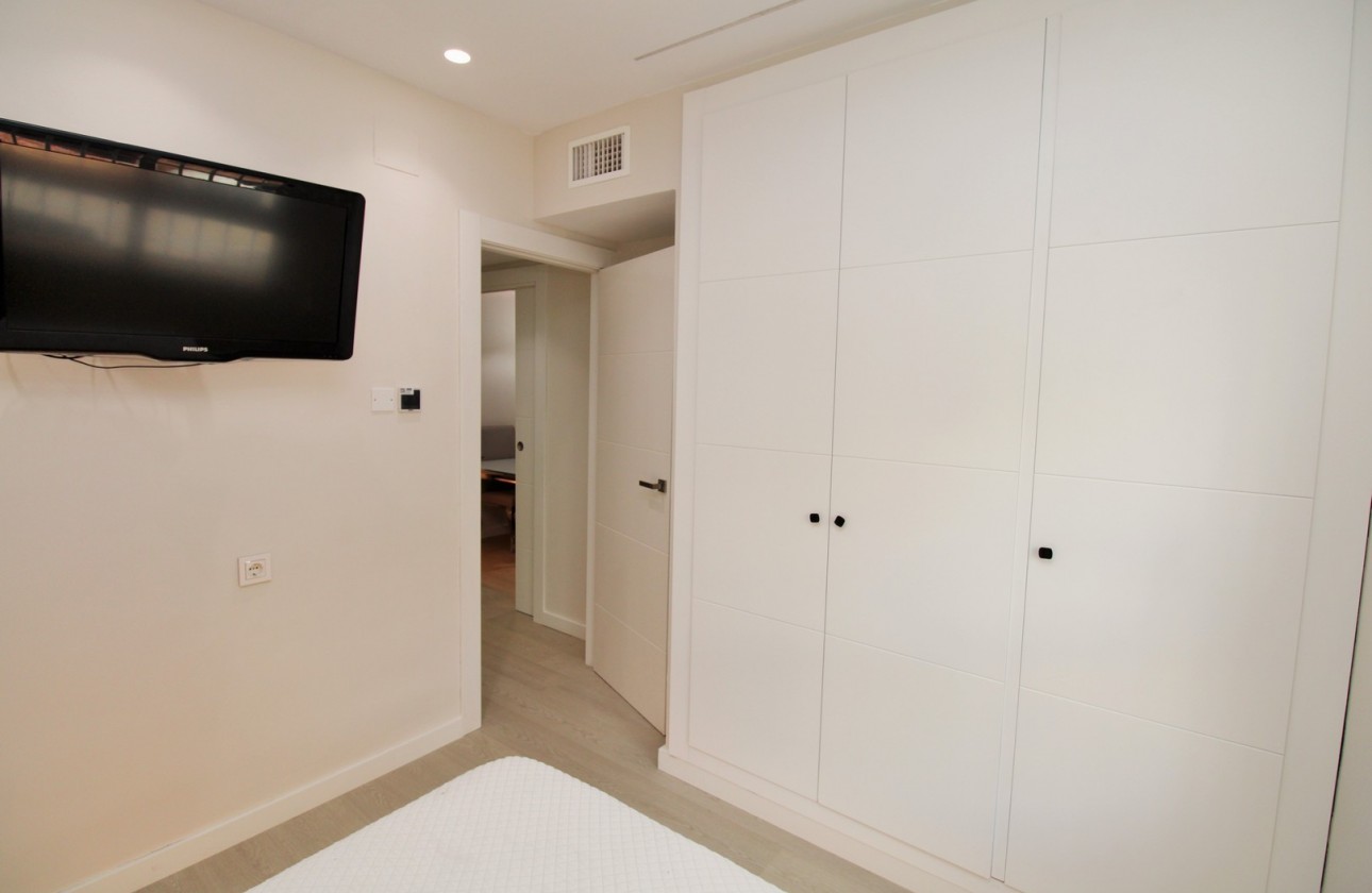 Resale - Apartment - Torrevieja