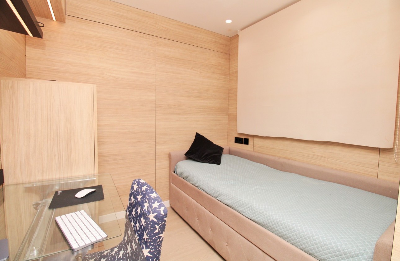 Resale - Apartment - Torrevieja
