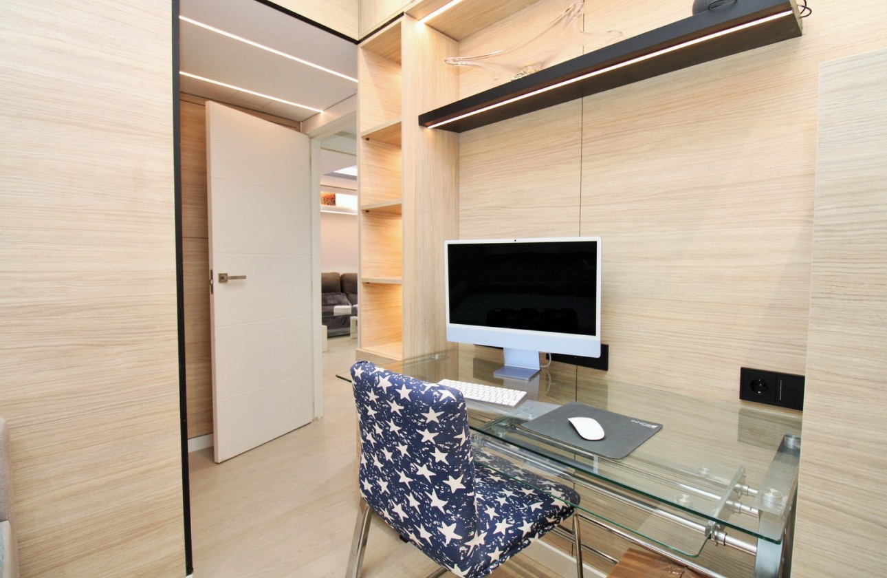 Resale - Apartment - Torrevieja