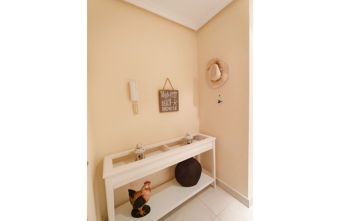 Resale - Apartment / Flat - Orihuela Costa - Villamartin