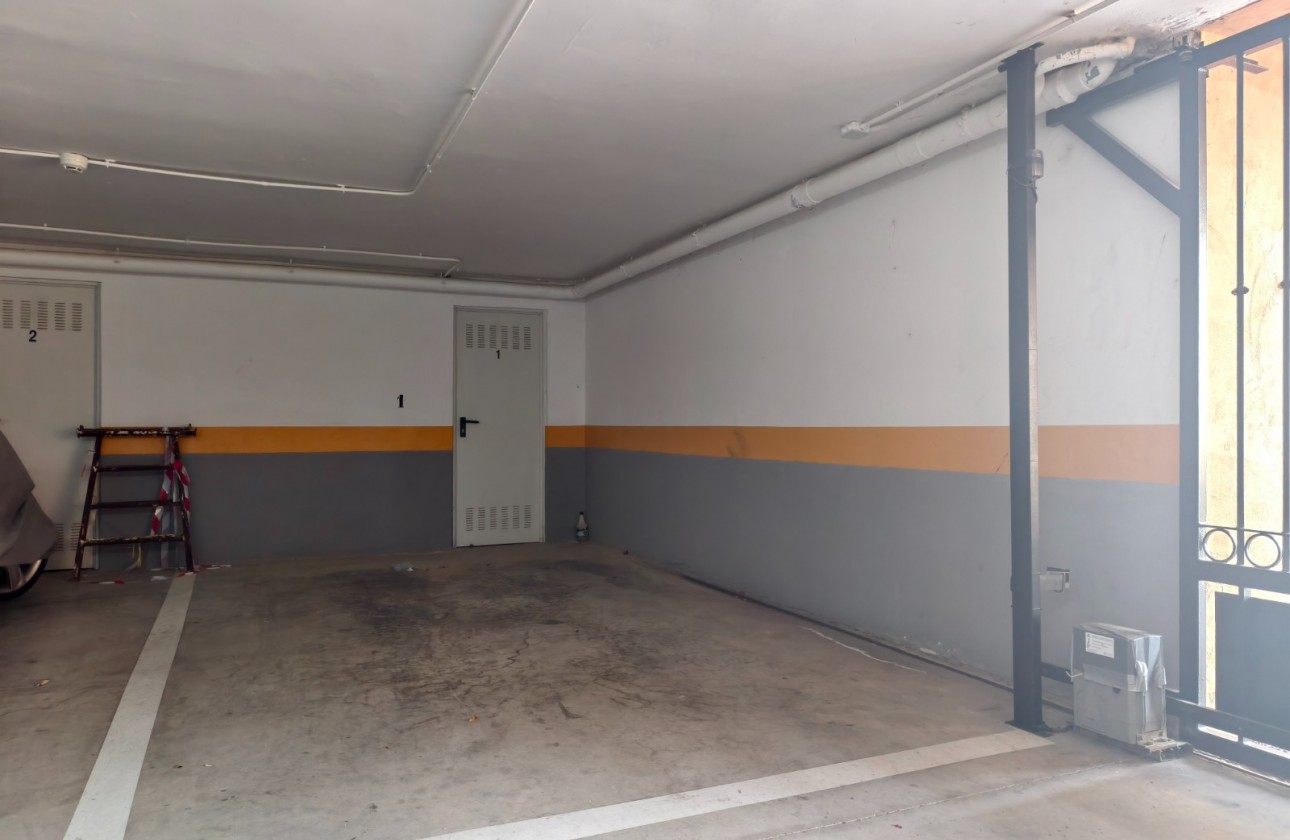 Resale - Apartment / Flat - Orihuela Costa - Villamartin