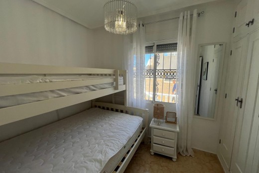 Återförsäljning -  - Punta Prima - Serena