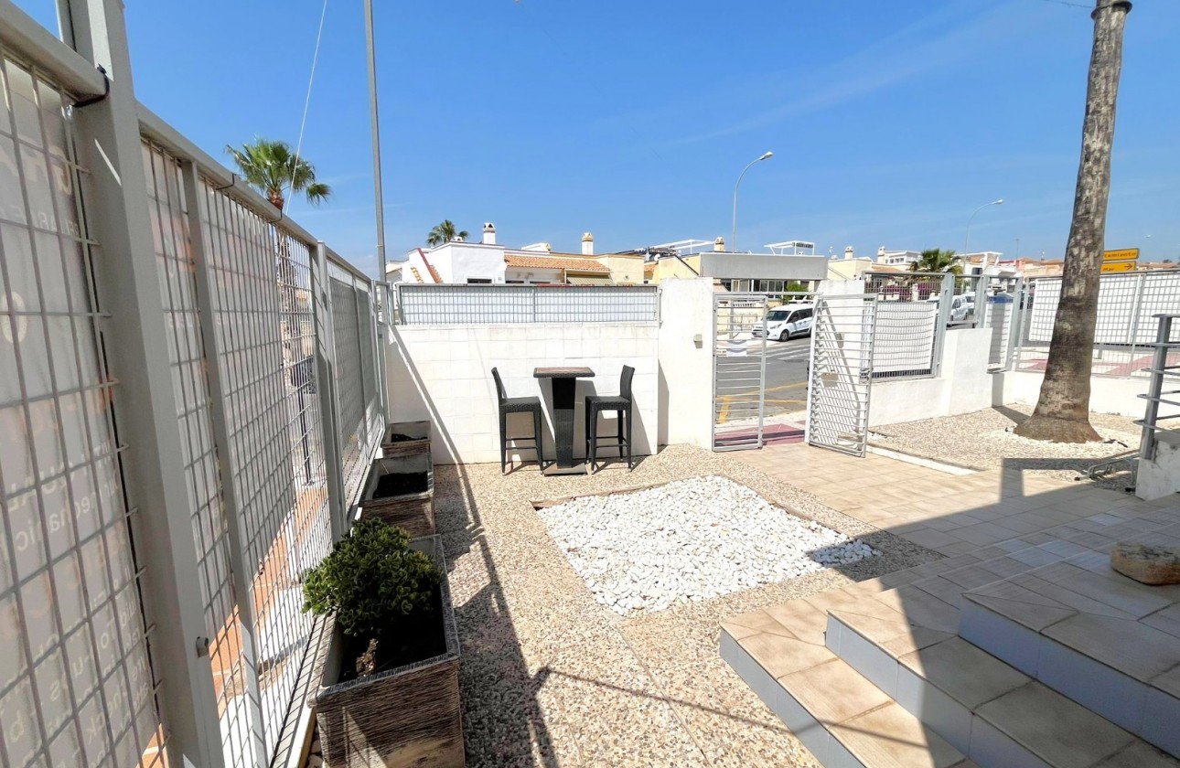 Resale - commercial - Orihuela Costa - Playa Flamenca