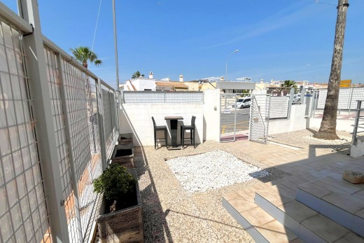 Resale - commercial - Orihuela Costa - Playa Flamenca