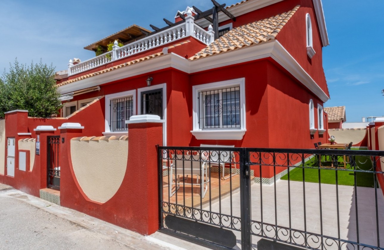 Återförsäljning - Detached Villa - Orihuela Costa - Villamartín