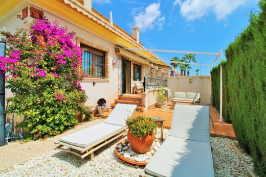 Resale - Townhouse - Villamartin - PAU 8