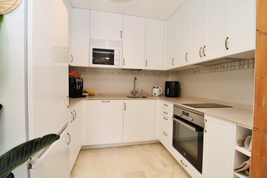 Resale - Townhouse - Villamartin - PAU 8