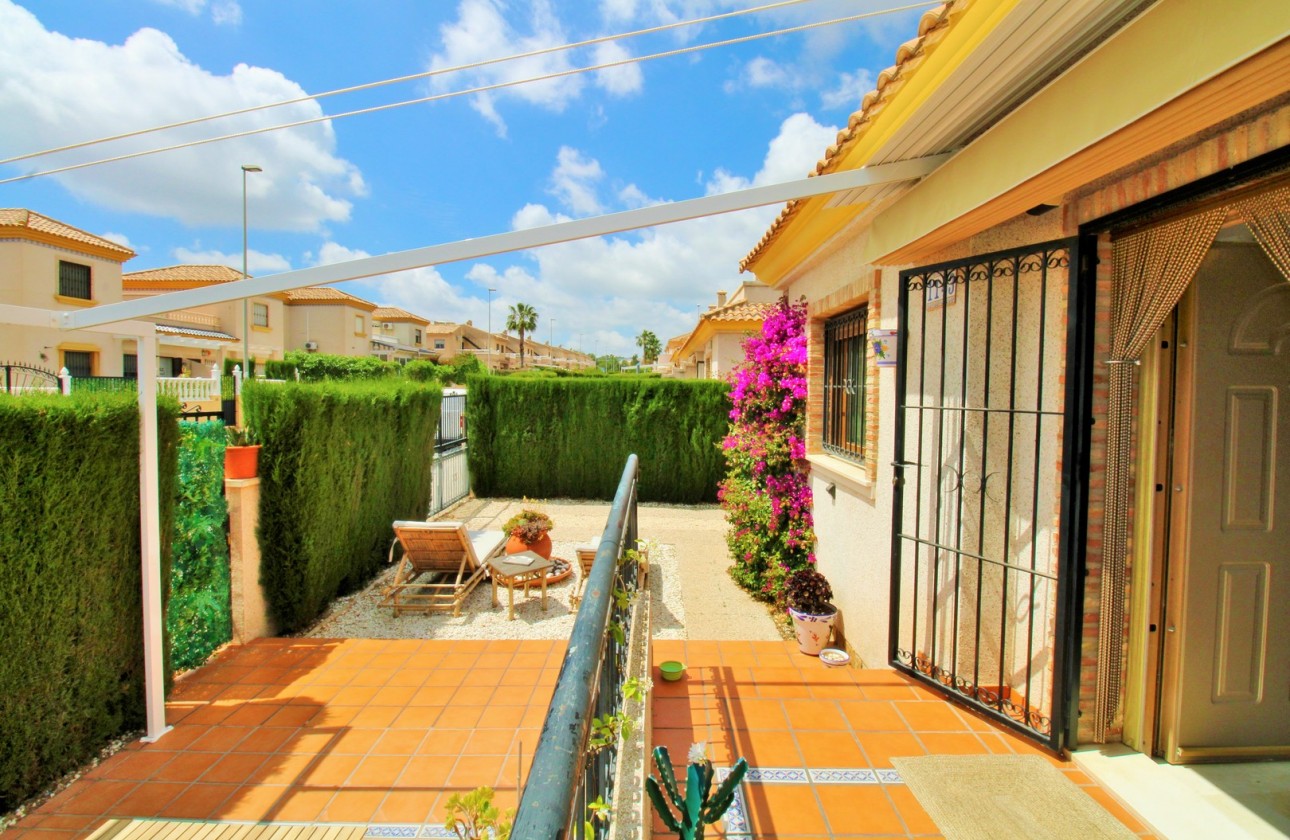 Resale - Townhouse - Villamartin - PAU 8