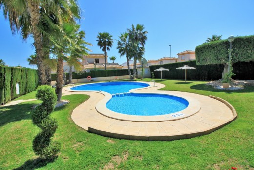 Resale - Townhouse - Villamartin - PAU 8