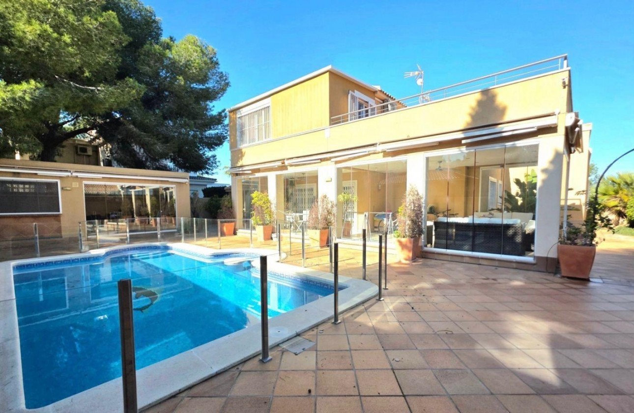 Reventa - Chalet - Dehesa de campoamor - Campoamor