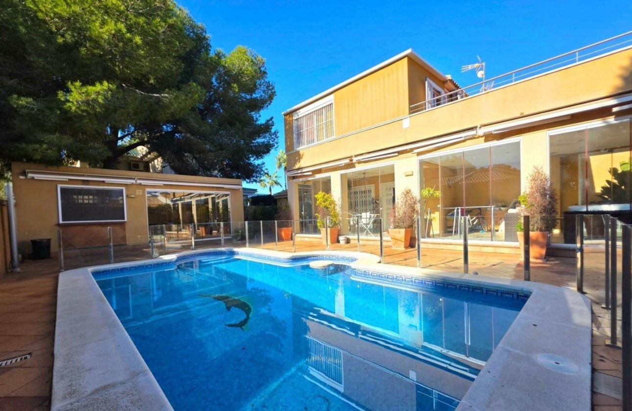 Reventa - Chalet - Dehesa de campoamor - Campoamor