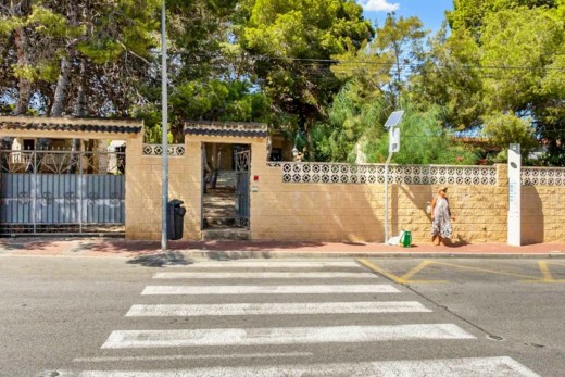 Återförsäljning - Detached Villa - Torrevieja - Los Balcones - Los Altos del Edén