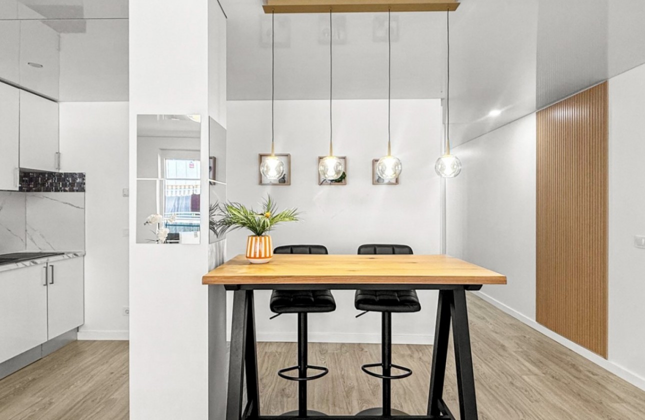 Reventa - Apartamento - Torrevieja - El Acequión - Los Náufragos