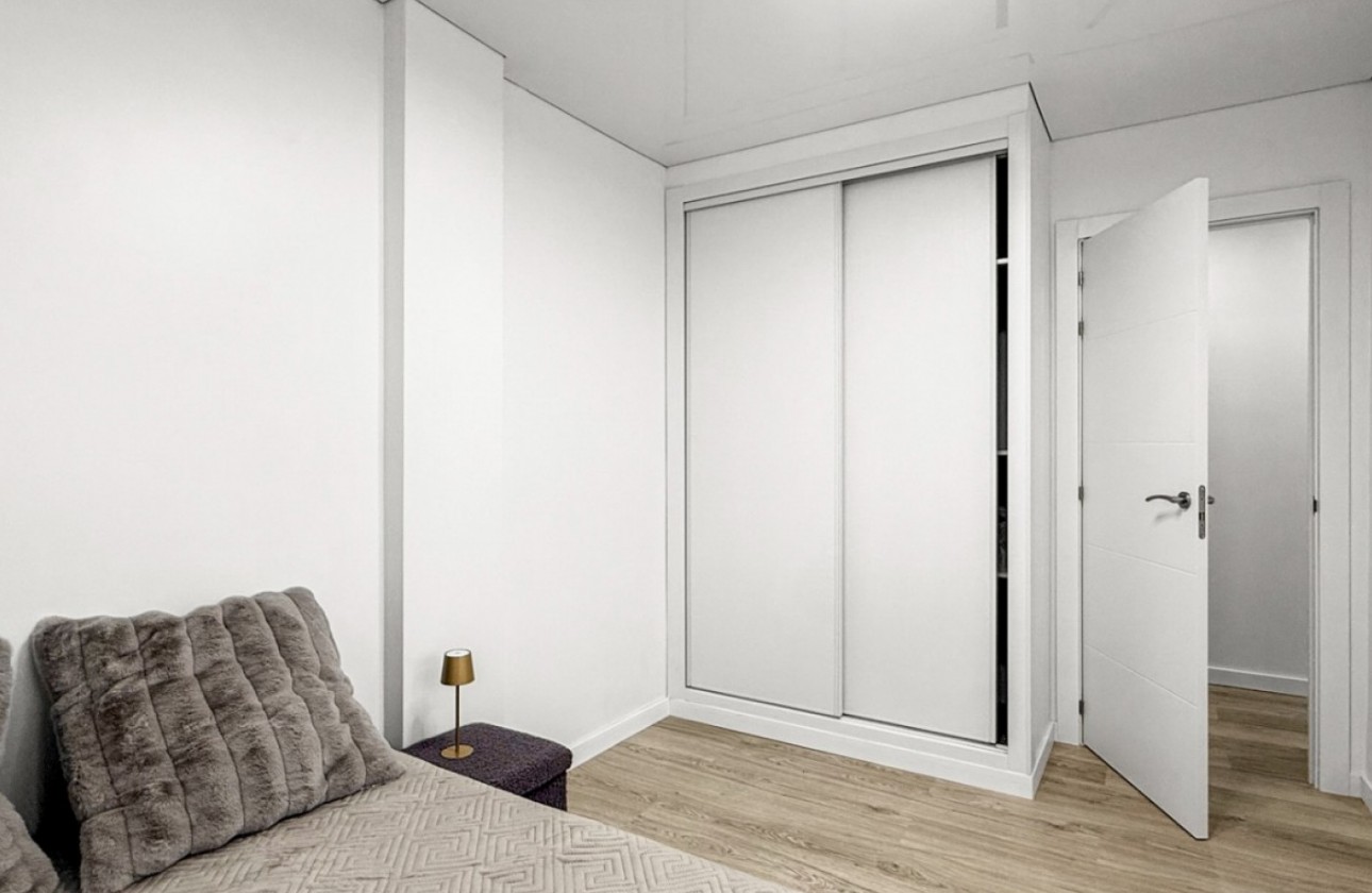 Reventa - Apartamento - Torrevieja - El Acequión - Los Náufragos