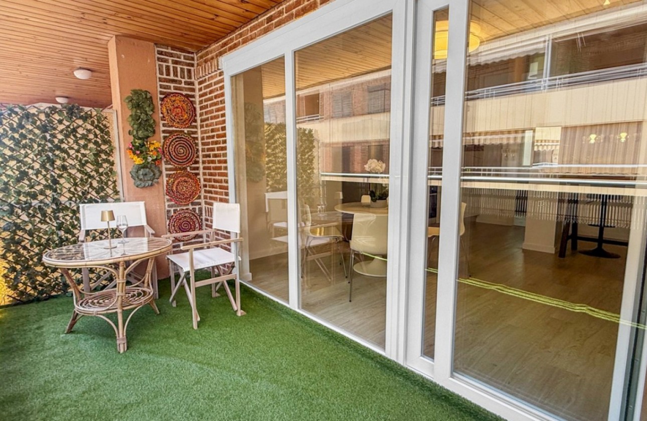 Reventa - Apartamento - Torrevieja - El Acequión - Los Náufragos
