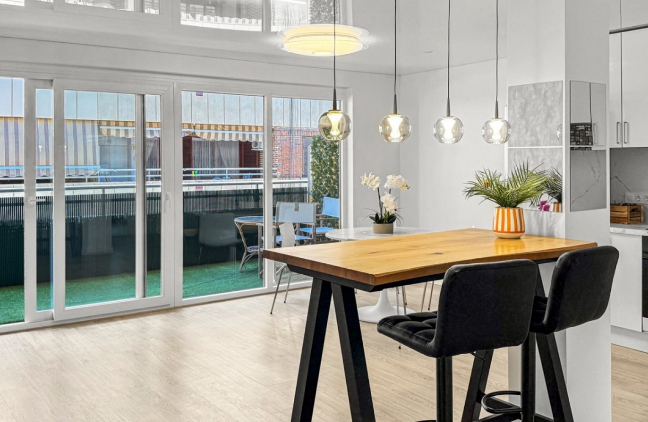 Reventa - Apartamento - Torrevieja - El Acequión - Los Náufragos