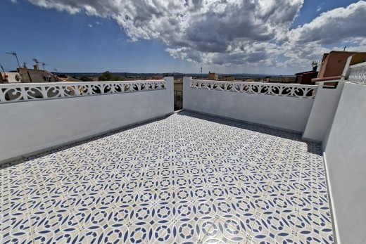 Resale - Town House - La Marina