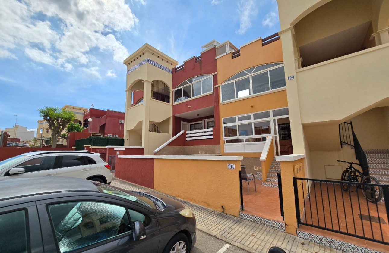 Reventa - Apartment / Flat * - Orihuela Costa * - Los Altos *