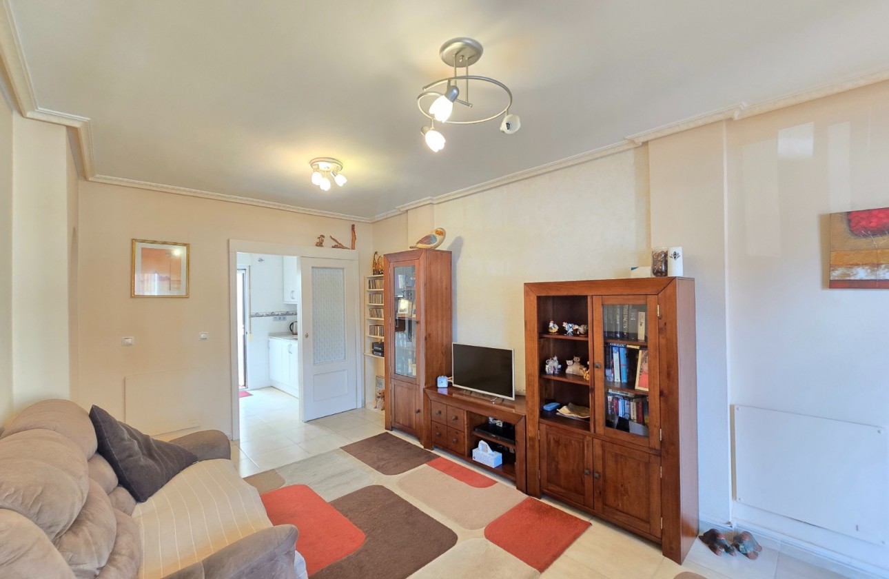Reventa - Apartment / Flat * - Orihuela Costa * - Los Altos *