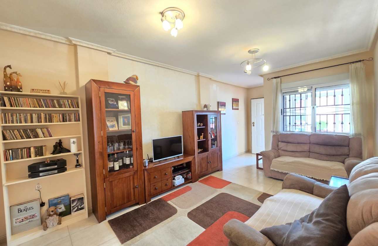 Reventa - Apartment / Flat * - Orihuela Costa * - Los Altos *