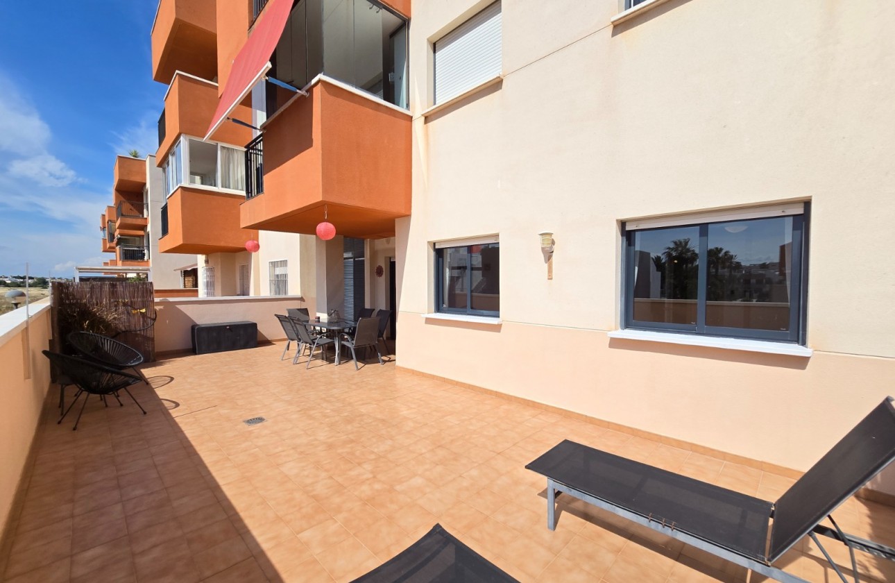 Reventa - Apartment / Flat * - Orihuela Costa * - Villamartín *