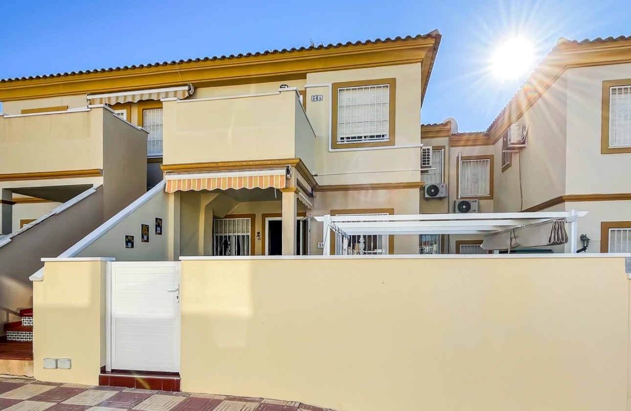 Resale - Bungalow - Orihuela Costa - Playa Flamenca