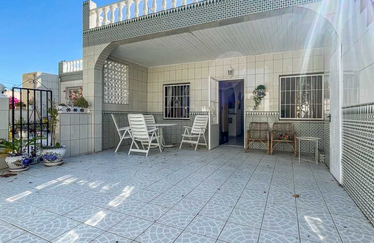 Reventa - Adosado - Torrevieja - La Siesta - El Salado -  Torreta