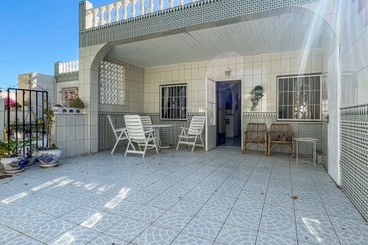 Reventa - Adosado - Torrevieja - La Siesta - El Salado -  Torreta