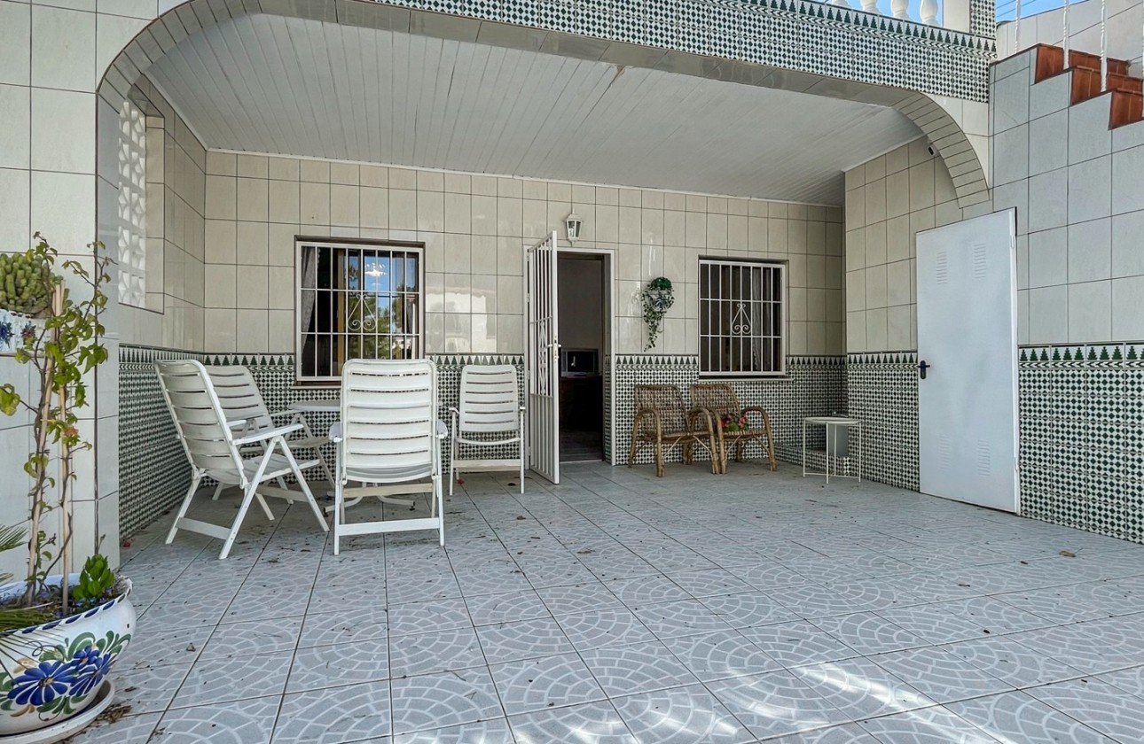 Reventa - Adosado - Torrevieja - La Siesta - El Salado -  Torreta