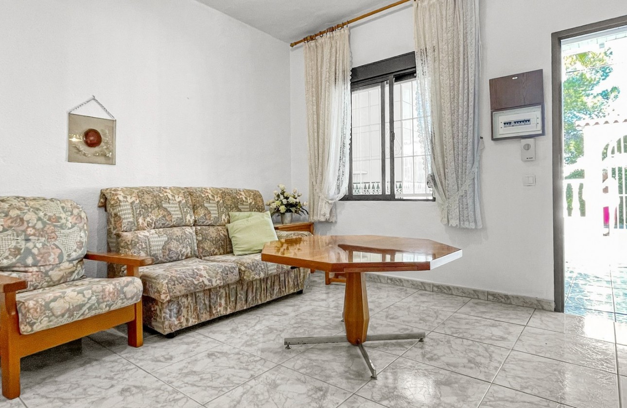 Reventa - Adosado - Torrevieja - La Siesta - El Salado -  Torreta