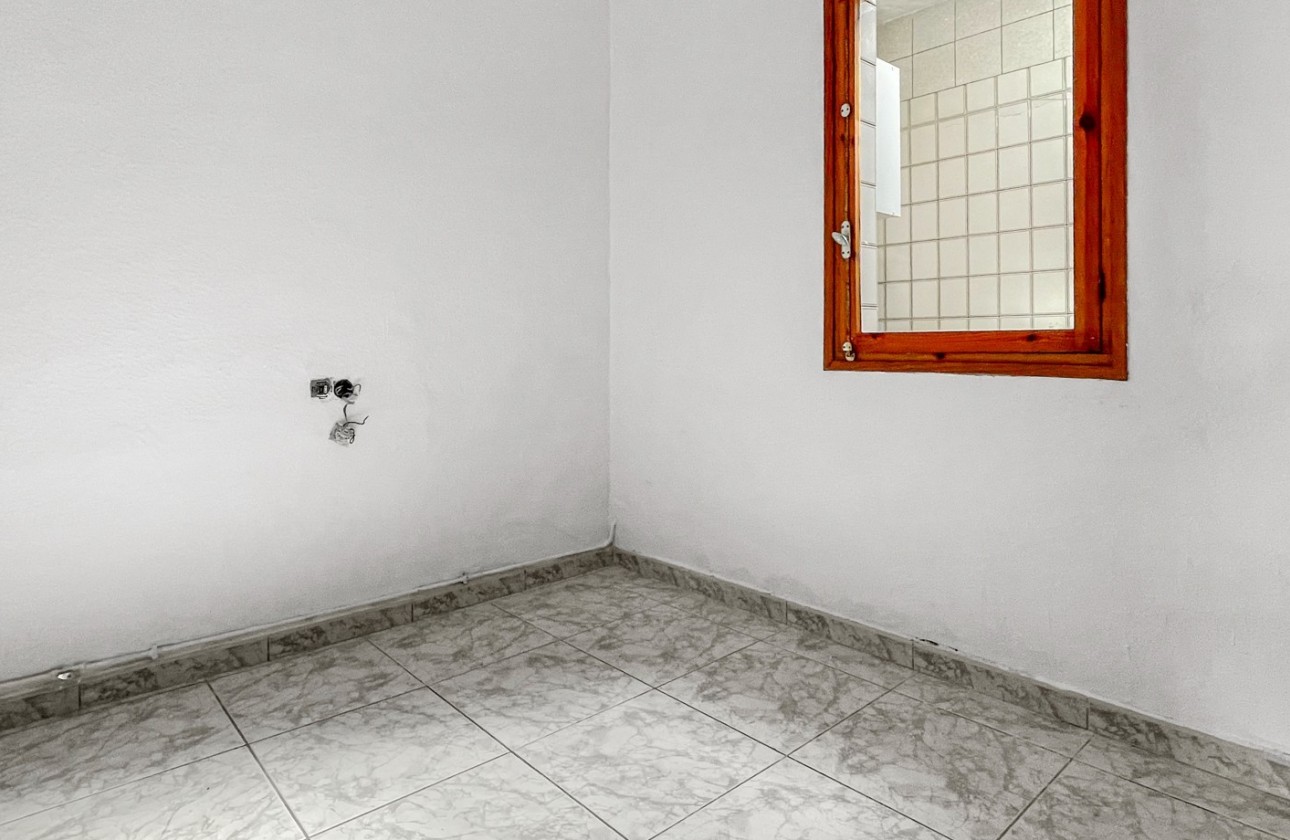 Reventa - Adosado - Torrevieja - La Siesta - El Salado -  Torreta
