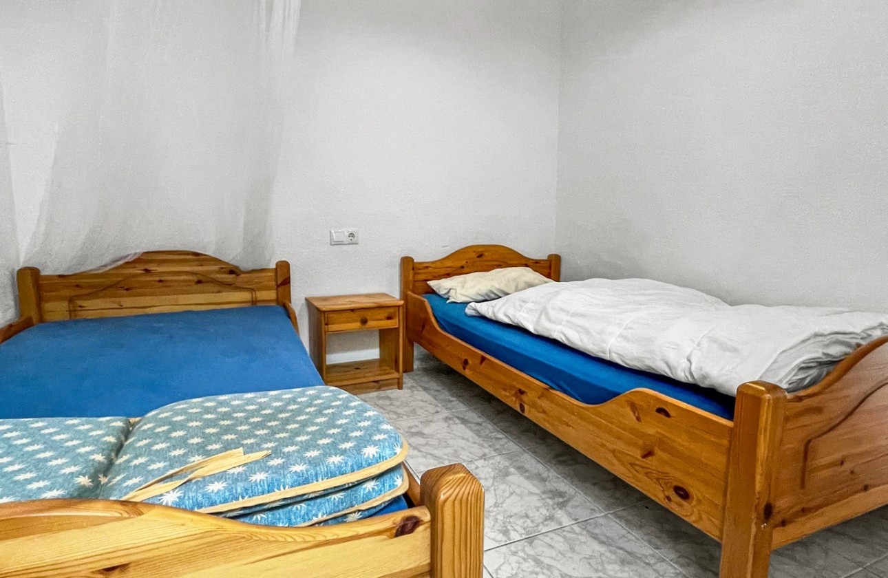 Reventa - Adosado - Torrevieja - La Siesta - El Salado -  Torreta
