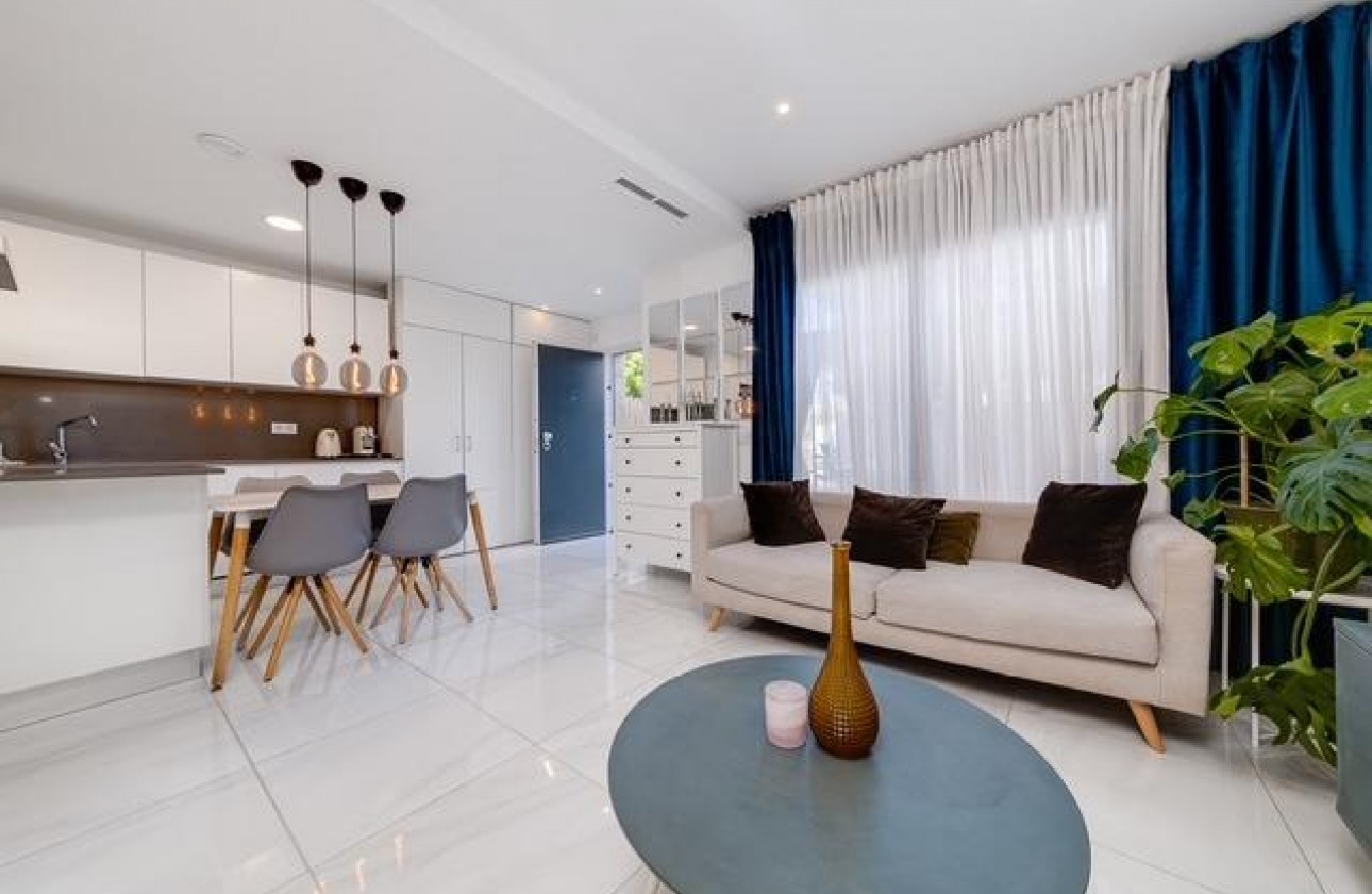 Återförsäljning - Terraced house - Orihuela Costa - Las Filipinas