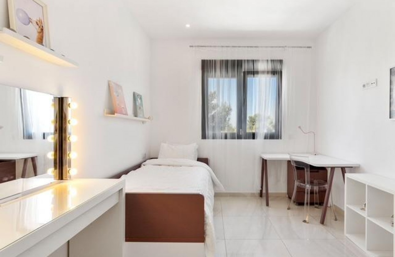 Återförsäljning - Terraced house - Orihuela Costa - Las Filipinas