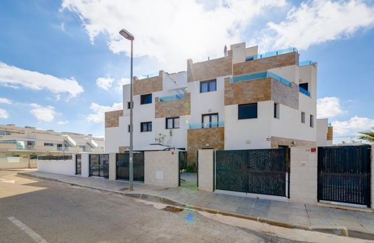Återförsäljning - Terraced house - Orihuela Costa - Las Filipinas