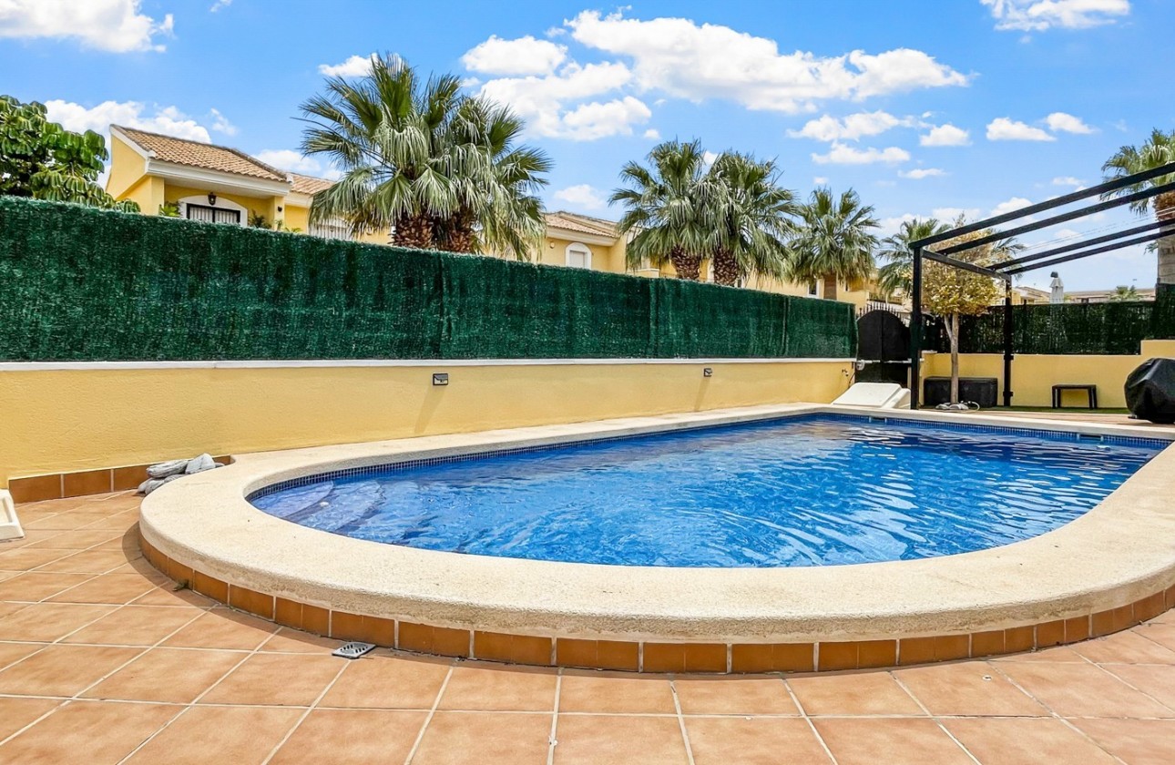 Återförsäljning - Detached Villa - Orihuela Costa - Los Dolses