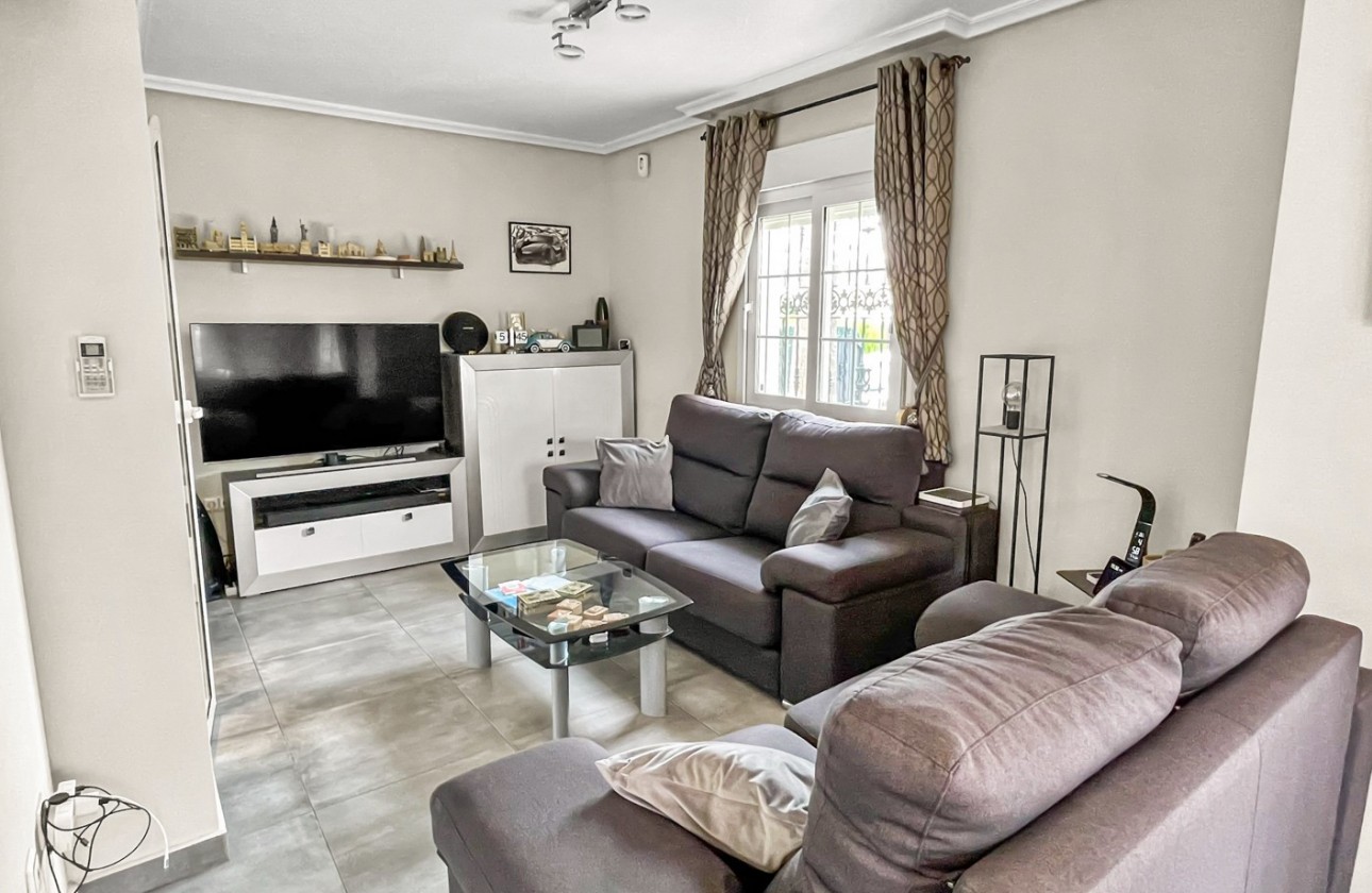Återförsäljning - Detached Villa - Orihuela Costa - Los Dolses