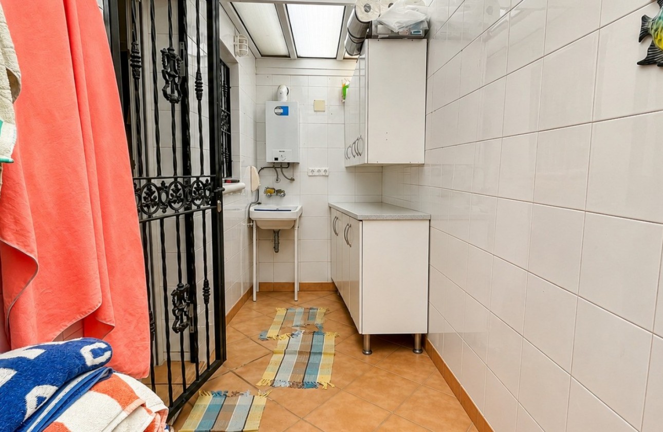 Återförsäljning - Detached Villa - Orihuela Costa - Los Dolses