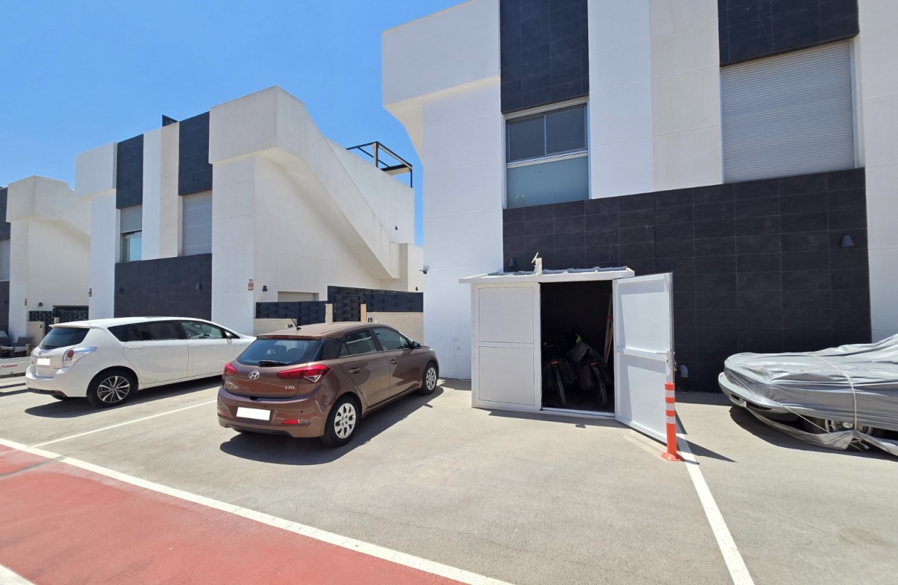 Reventa - Villa * - Ciudad Quesada * - Doña Pepa *