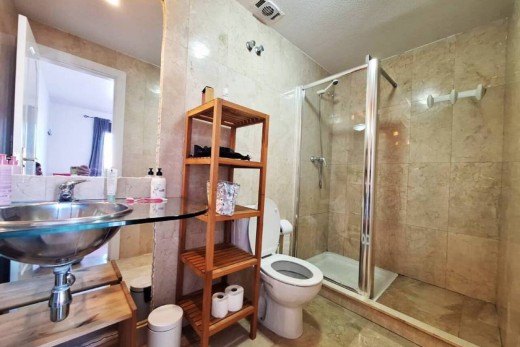 Resale - Apartment - Villamartin