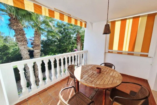 Resale - Apartment - Villamartin